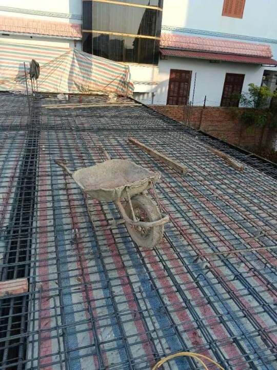 Đan thép sàn trước khi đổ bê tông